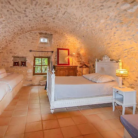Awesome In Saint-montant Holiday home *