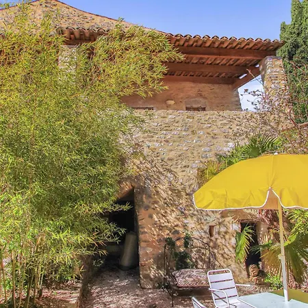 Awesome In Saint-montant Holiday home *